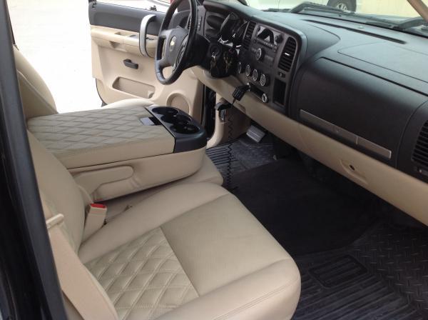 للبيع شيفروليه سلفرادو اسود موديل ٢٠٠٧