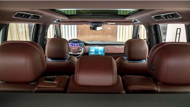 للبيع رنج فوج خليجي ضمان موديل 2023 زيرو HSE V8 في دبي