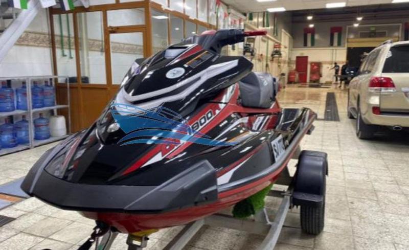 للبيع جي سكي GP1800R موديل 2019مع القالوصة مطلعة من وكالةياماها