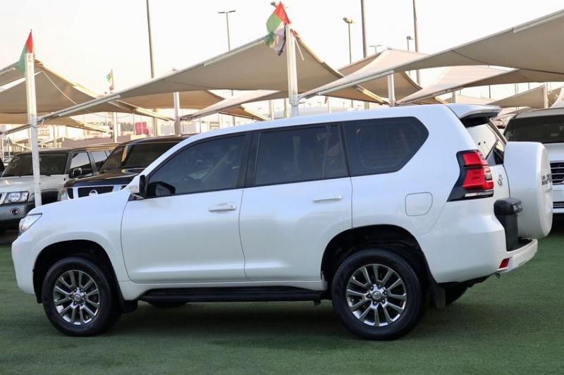 للبيع تويوتا برادو موديل 2019 خليجية 6 سلندر جي اكس ار بحالة الوكالة
