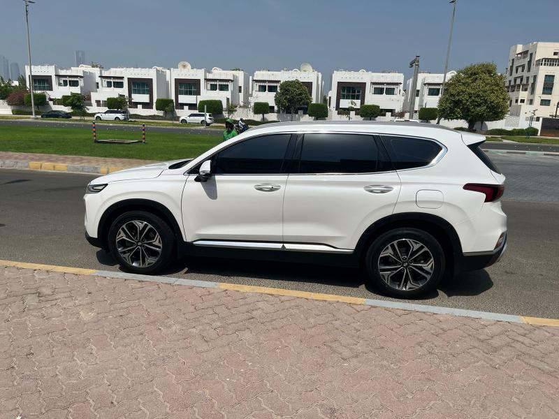 للبيع هيونداي سانتافيه موديل 2020 V6 رقم واحد