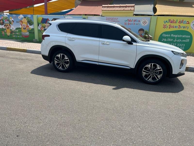 للبيع هيونداي سانتافيه موديل 2020 V6 رقم واحد