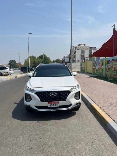 للبيع هيونداي سانتافيه موديل 2020 V6 رقم واحد