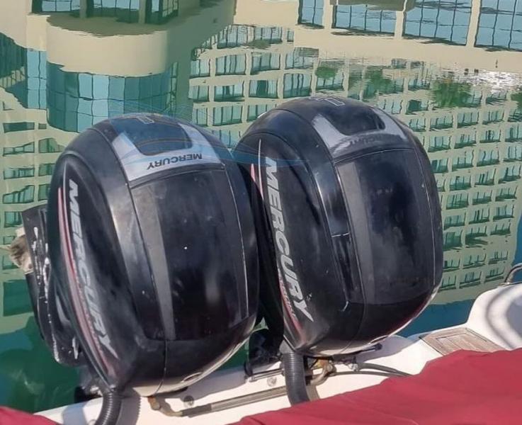 للبيع مكينة ميركوري 150 hp موديل 2012 الممشى 1250 ساعه