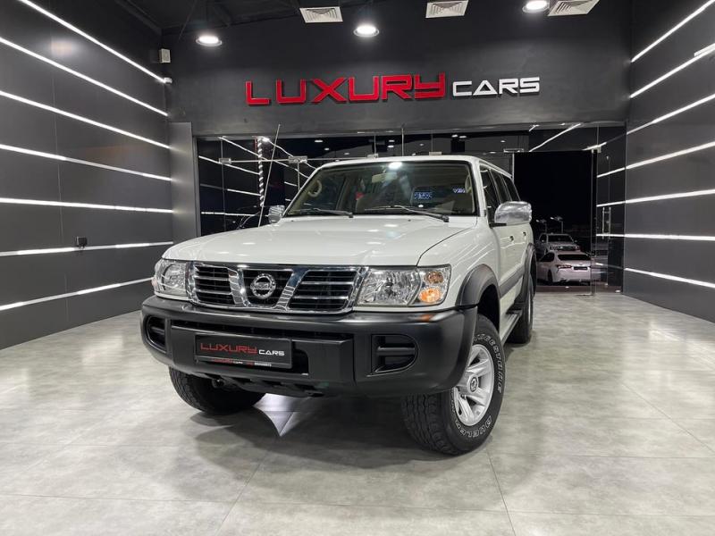 للبيع نيسان فتك Vtc 4800 موديـل 2004 ابيض المسعود