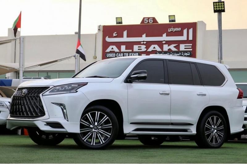 للبيع تويوتا لاندكروزر (جي إكس أر) موديل 2023 خليجية V6 تحت الضمان