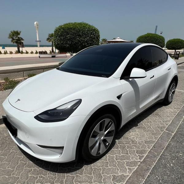 للبيع تسلاء Y الموديل : 2022