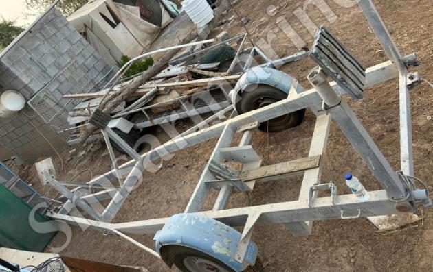 Galvanized Sail boat trailer in perfect condition