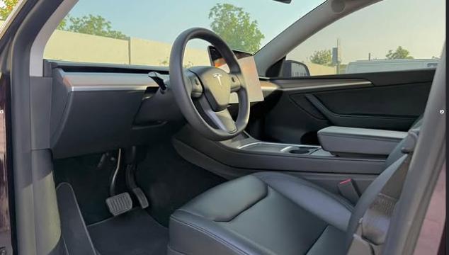 Tesla model Y Longe range 2023