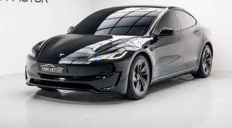 للبيع تسلا model 3 performance مديل 2025