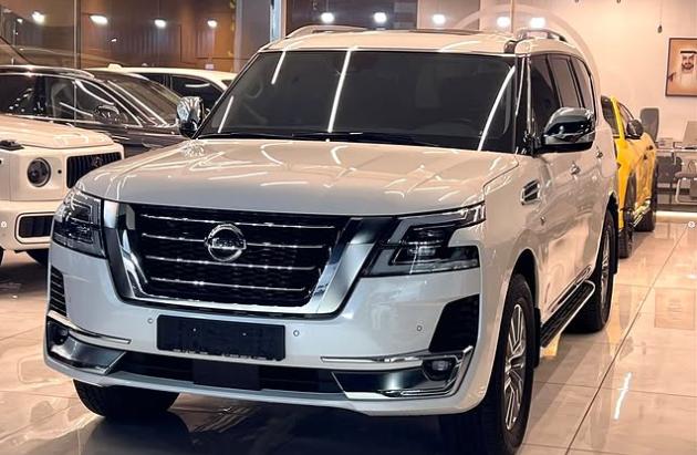 للبيع نيسان باترول تيتانيوم محرك كبير 8سلندر موديل 2021