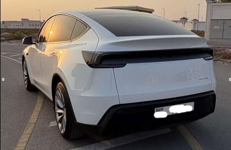 للبيع تسلا model Y long range موديل 2025 بحالة الوكالة
