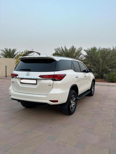 للبيع تويوتا فورشنر 6V موديل 2022 خليجي