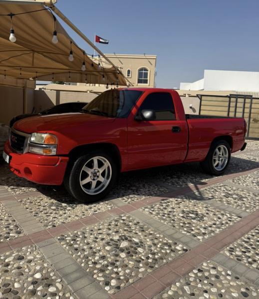 للبيع جي ام سي سييرا موديل 2004 البدي سيده دبل ارضي