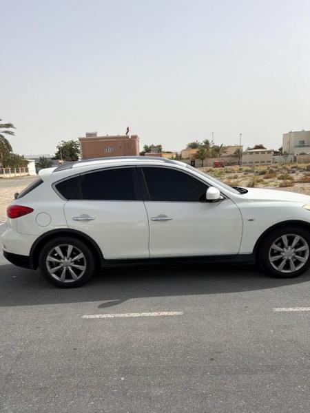 للبيع انفينيتي QX50 موديل 2014 خليجي 