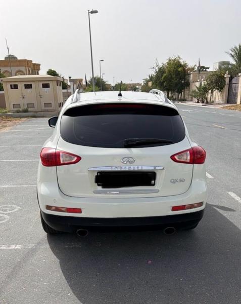 للبيع انفينيتي QX50 موديل 2014 خليجي 