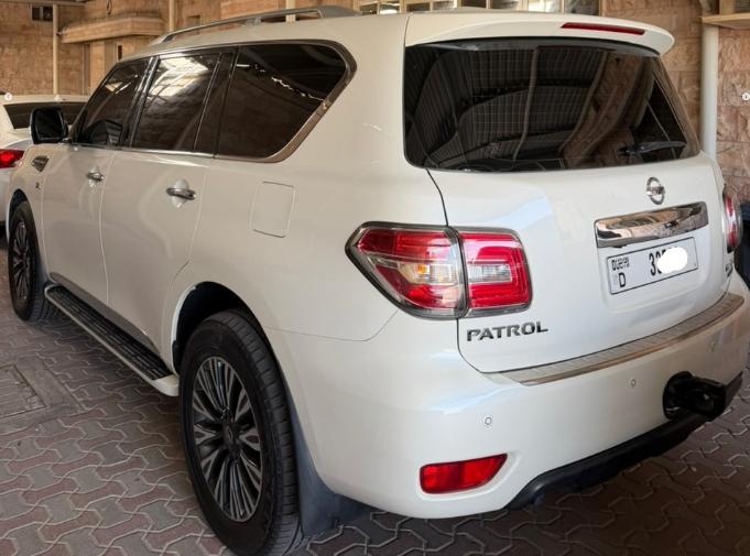 للبيع نيسان بلاتينيوم موديل 2019 فل ابشن المكينه الكبيره 400