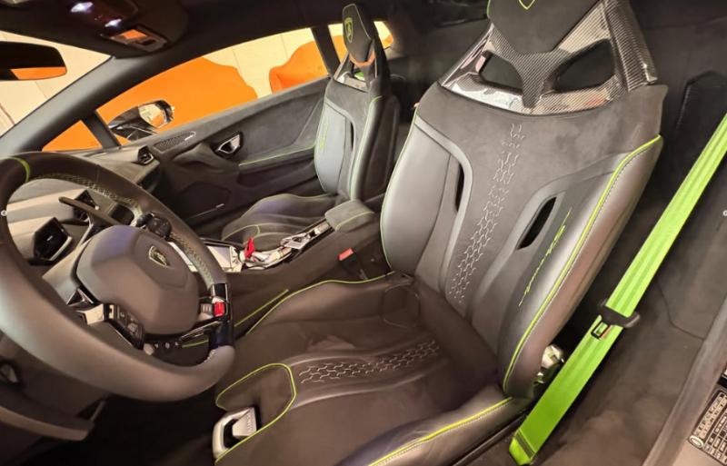 LAMBORGHINI 2023 GCC