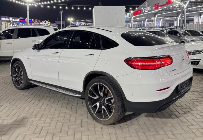 للبيع مرسيدس Glc43 coupe موديل 2019 وارد كوريا