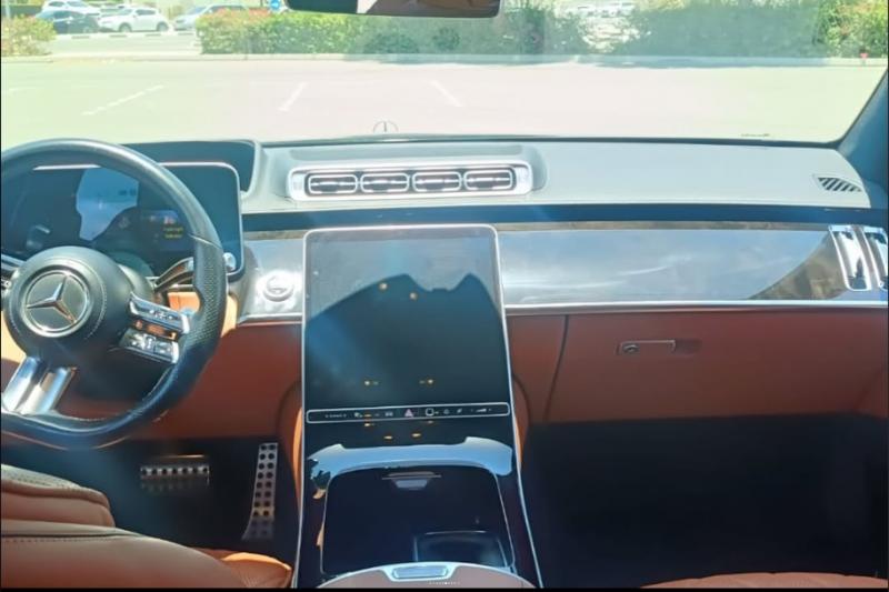 للبيع مرسيدس S-Class موديل 2021 خليجي / قرقاش