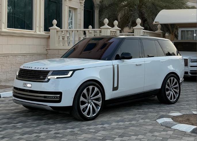 للبيع رنج فوج 2023 خليجي الطاير