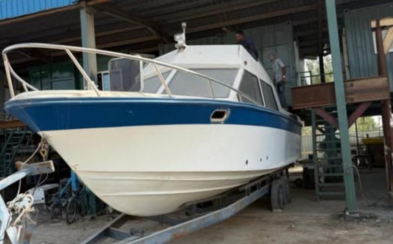 Yamaha 37 ft boat 1998 model