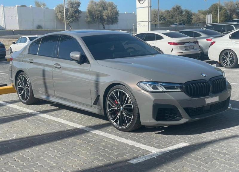 For sell BMW M550i 2021 GCC Full options 