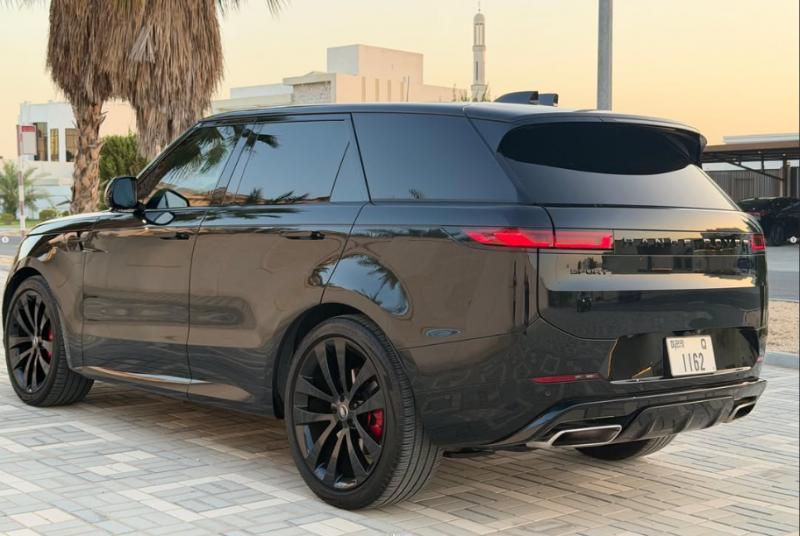 للبيع رانج روفر سبورت p400 وارد امريكي موديل 2024