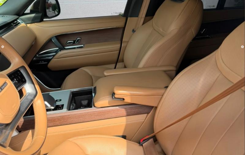 للبيع رينج روفر P400 HSE V6 موديل 2024