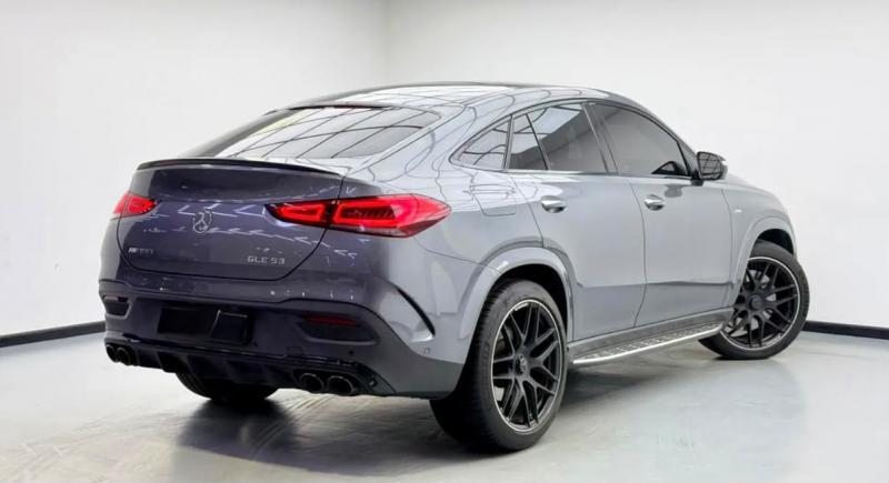 للبيع مرسيدس بنز GLE 53 AMG COUPE موديل 2023 فل اوبشن خليجي تحت الضمان اول مالك من الوكاله
