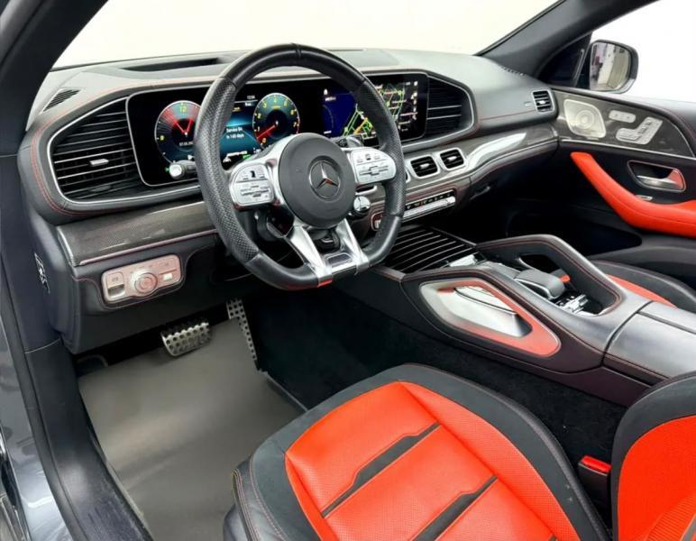 للبيع مرسيدس بنز GLE 53 AMG COUPE موديل 2023 فل اوبشن خليجي تحت الضمان اول مالك من الوكاله