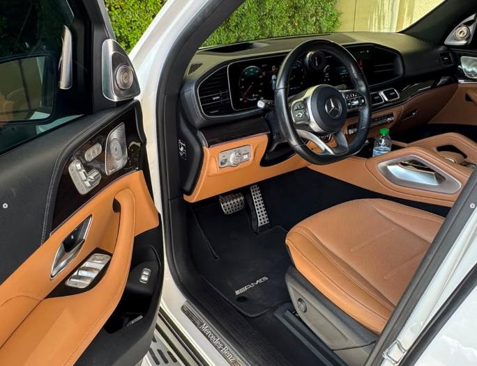 للبيع مرسيدس gle 580 محول 63 موديل 2020