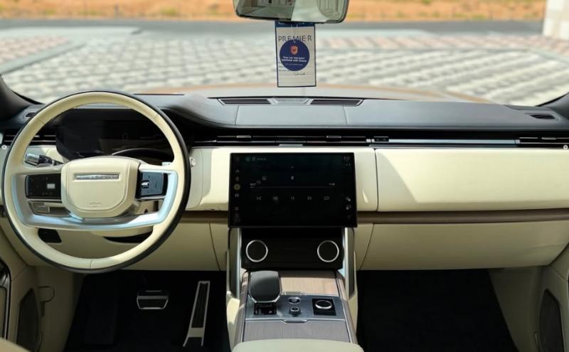 للبيع رنج روفر فوج ( FIRST EDITION ) 8 سلندر P530 خليجي الطاير موديل 2022
