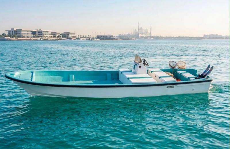 مطلوب طراد من ٢٥ الى ٢٧ قدم مع قالوصة بدون مكينة