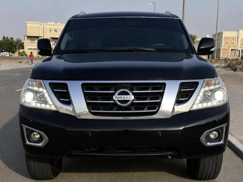 للبيع نيسان باترول SE موديل 2019 رقم 3 المكينه الصغيرة 6 سلندر 