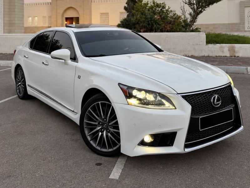 للبيع لكزس LS460 موديل 2014 وارد امريكا 
