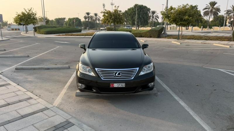للبيع لكزس LS 460 موديل 2010 وارد أمريكا أول مالك
