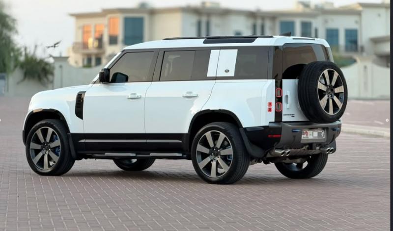 للبيع دفندر HSE X-Dynamic P400 110 V6 مـوديل 2022