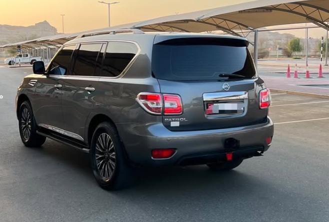 للبيع نيسان موديل 2019 فل اوبشن بدون فتحة