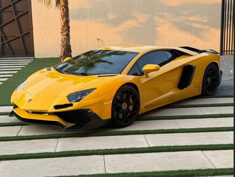 Lamborghini Aventador S 2014