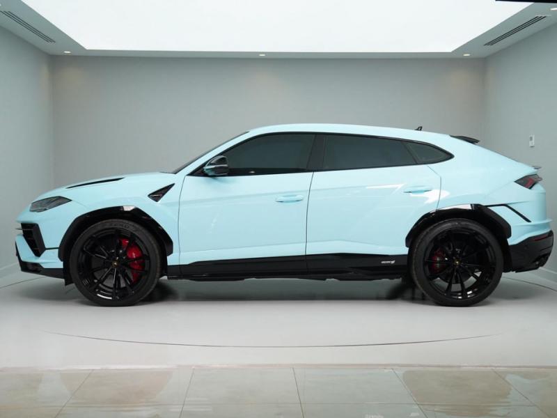 2024 Lamborghini Urus S
