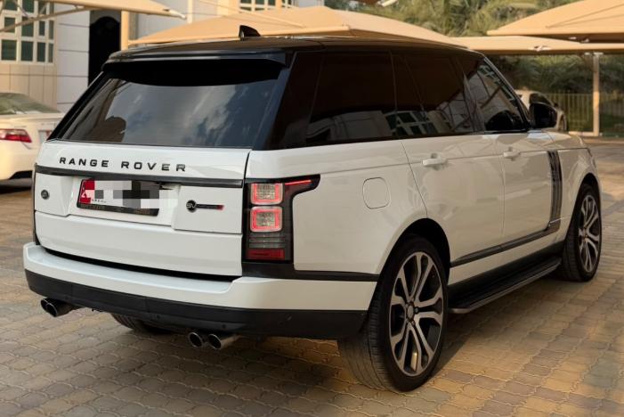 للبيع رينج روفر فوج SVautobiography موديل 2017