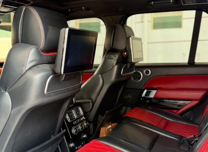 للبيع رينج روفر فوج SVautobiography موديل 2017