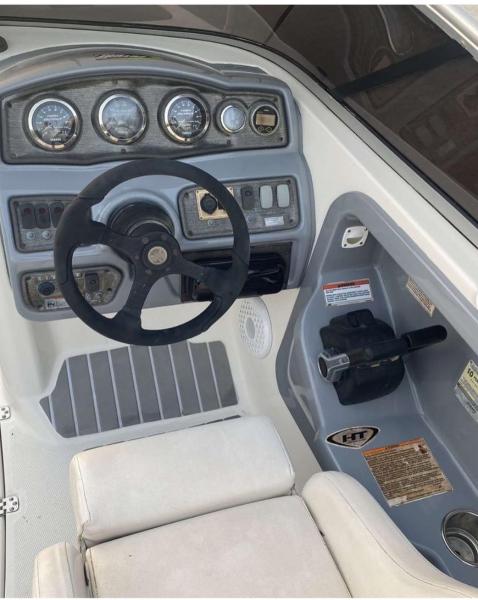 للبيع جت بوت ياماها مكاين 1100 Sx230 نظيف