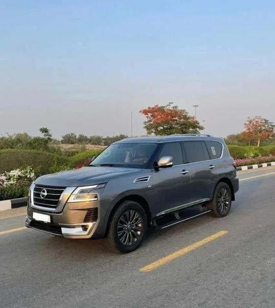 للبيع نيسان تيتانيوم LE400 2020 موديل 2020