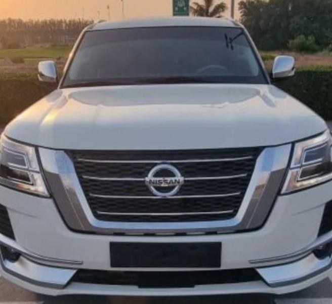للبيع نيسان Se320 موديل 2014 خليجي نظيفة