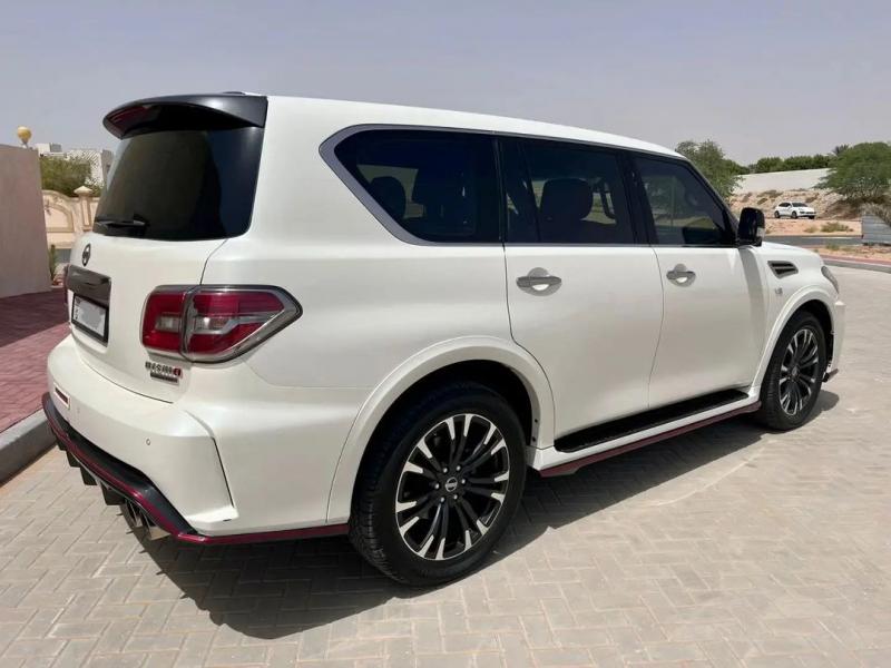 نيسان نيسمو اصلي موديل 2017 ثاني مالك ماشي 200 الف km مفتاحين ريموت ، سماعات