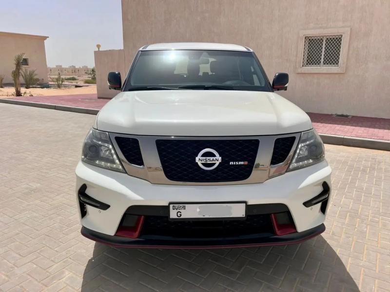 نيسان نيسمو اصلي موديل 2017 ثاني مالك ماشي 200 الف km مفتاحين ريموت ، سماعات