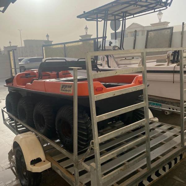 argo 8x8 وارد امريكا فيها عطل في المكينة نوعية المكينه kohler مع التريله