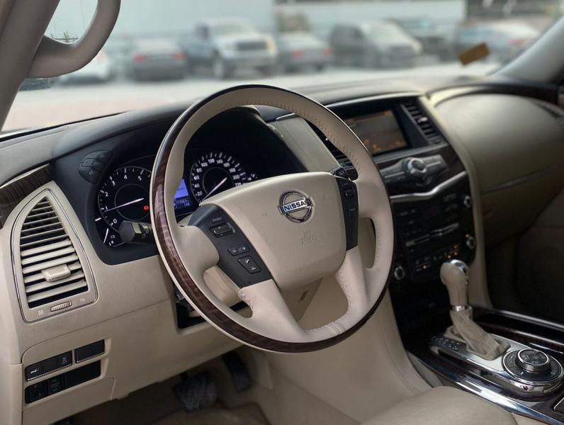 للبيع نيسان باترول بلاتينيوم اس اي 2014 خليجي كيلومترات 173000 كم مواصفات خليجية